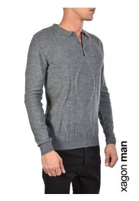 Xagon Man Sweter "Polo" | A1908 1J91269 | Mężczyzna | Szary. Okazja: na co dzień. Typ kołnierza: polo. Kolor: szary. Materiał: akryl. Styl: casual