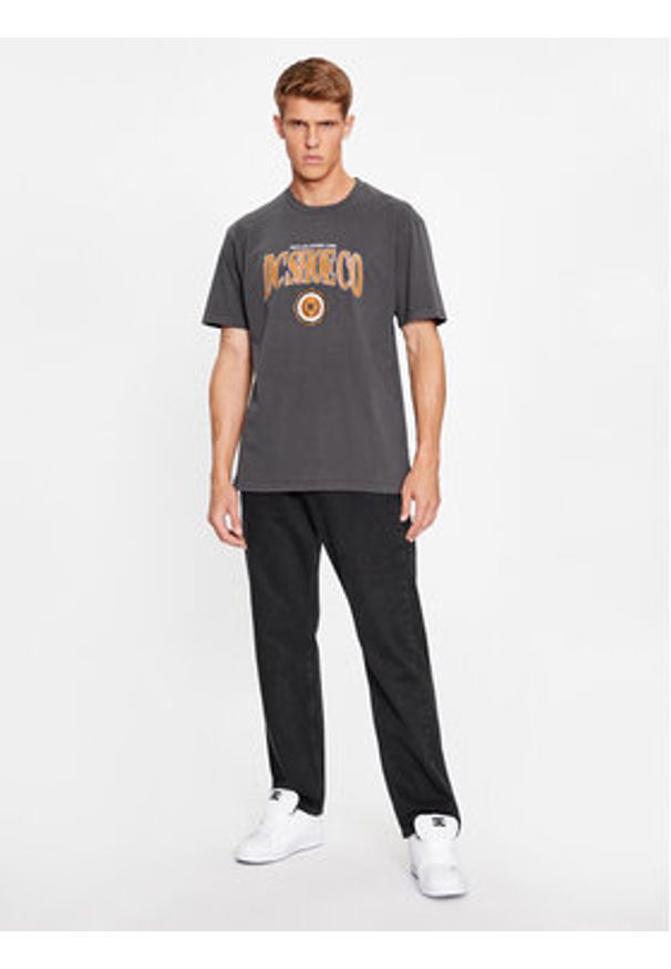 DC Shoes T-Shirt Tuition Tees ADYZT05273 Czarny Regular Fit. Kolor: czarny. Materiał: bawełna