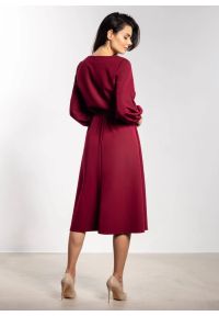Infinite You - Elegancka sukienka rozkloszowana z długim rękawem bordowa. Kolor: czarny, czerwony, brązowy. Długość rękawa: długi rękaw. Styl: elegancki #4