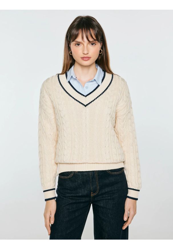 Big-Star - sweter damski bawełniany z dekoltem v-neck kremowy calia 103. Kolor: kremowy. Materiał: bawełna. Wzór: ze splotem, jednolity