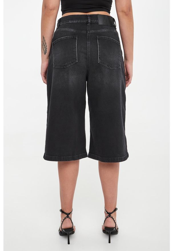 Twinset Milano - Bermudy damskie jeansowe TWINSET. Materiał: jeans