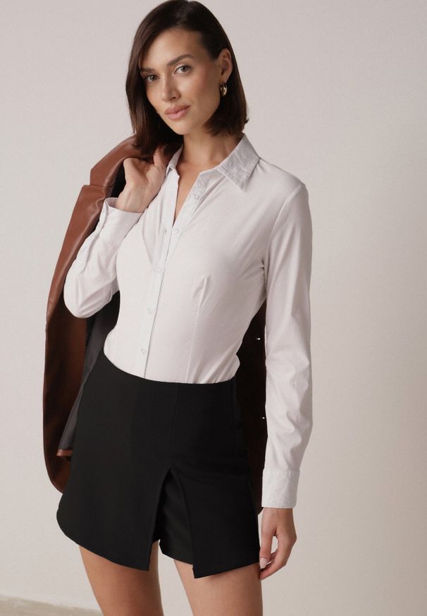 Born2be - Czarne Spódnico-Szorty z Wysokim Stanem Zdobione Rozcięciem Crethoesa. Okazja: na co dzień. Stan: podwyższony. Kolor: czarny. Materiał: materiał. Wzór: aplikacja. Styl: casual