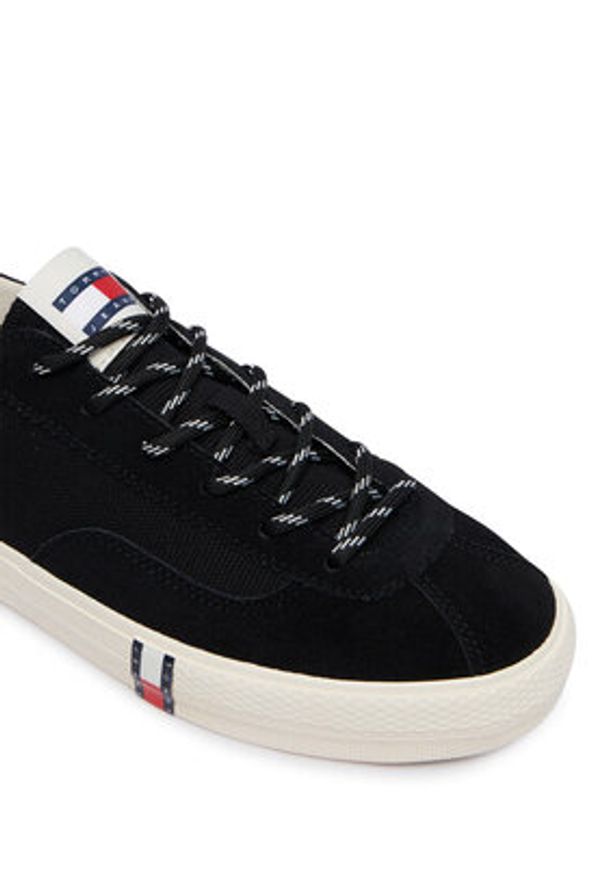 Tommy Jeans Tenisówki Archive Y2K EN0EN03047 Czarny. Kolor: czarny. Materiał: materiał
