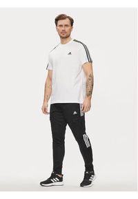 Adidas - adidas Spodnie dresowe IA3067 Czarny Regular Fit. Kolor: czarny. Materiał: syntetyk