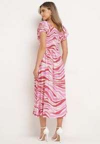 Born2be - Ciemnoróżowa Rozkloszowana Sukienka z Wiskozą i Bawełną Wykończona Gumką na Plecach Dimillia. Okazja: na co dzień. Kolor: różowy. Materiał: wiskoza, bawełna. Sezon: lato. Styl: casual, elegancki #4