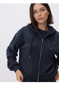 Reserved - Oversizowa bluza - ciemnoszary. Kolor: szary. Materiał: dzianina. Wzór: gładki