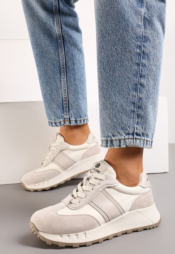Renee - Beżowe Klasyczne Sneakersy ze Skóry Naturalnej Goteria. Kolor: beżowy. Materiał: skóra