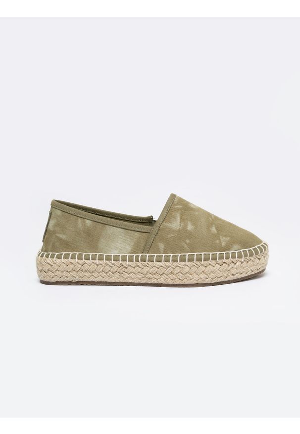 Big-Star - Espadryle damskie khaki LL274853 303. Kolor: zielony. Materiał: jeans. Szerokość cholewki: normalna. Sezon: lato. Obcas: na platformie