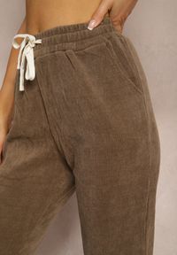 Renee - Brązowe Dresowe Spodnie z Dodatkiem Bawełny High Waist z Gumką w Pasie Pesaria. Stan: podwyższony. Kolor: brązowy. Materiał: dresówka, bawełna #5