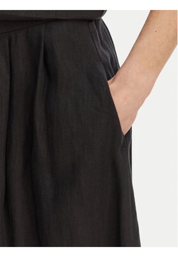 Marella Spódnica trapezowa Biada 2615101082 Czarny Regular Fit. Kolor: czarny. Materiał: len
