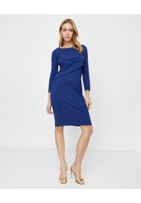 Emporio Armani - EMPORIO ARMANI - Niebieska sukienka mini. Kolor: niebieski. Materiał: wiskoza, materiał. Długość rękawa: długi rękaw. Typ sukienki: kopertowe, dopasowane. Styl: elegancki. Długość: mini #4