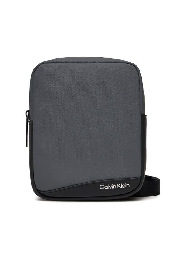 Calvin Klein Saszetka Rubberized K50K511252 Szary. Kolor: szary. Materiał: materiał