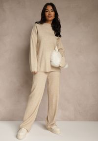 Renee - Jasnobeżowy Komplet Oversize z Dzianiny z Wełną Sweter i Szerokie Spodnie Alenria. Kolor: beżowy. Materiał: wełna, dzianina #2