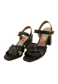 Caprice Sandały Damskie 9-28302-20 040 Black Softnap czarne. Zapięcie: pasek. Kolor: czarny. Materiał: skóra. Sezon: wiosna. Obcas: na obcasie. Styl: klasyczny, elegancki #5