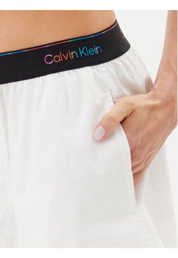 Calvin Klein Underwear Szorty piżamowe LV00QS7471 Biały Relaxed Fit. Kolor: biały. Materiał: bawełna