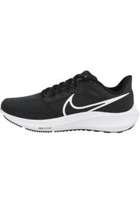 Buty do biegania męskie Nike Air Zoom Pegasus 39. Zapięcie: sznurówki. Kolor: czarny, wielokolorowy. Materiał: guma, syntetyk, tkanina, materiał. Szerokość cholewki: normalna. Model: Nike Zoom