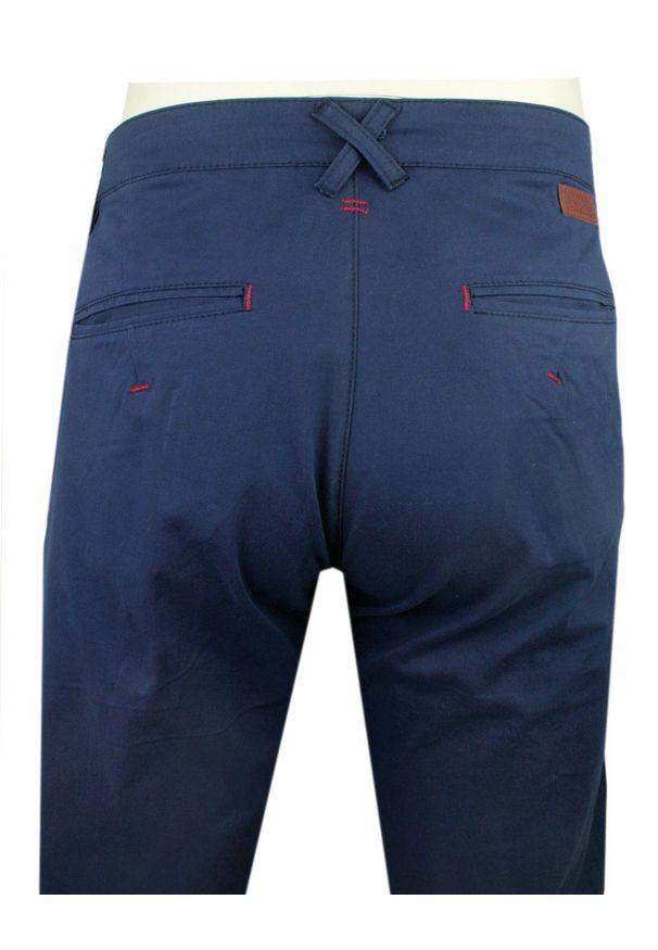 Granatowe, Bawełniane Spodnie Męskie, Chinos - Tomy Walker. Kolor: niebieski. Materiał: bawełna, lycra
