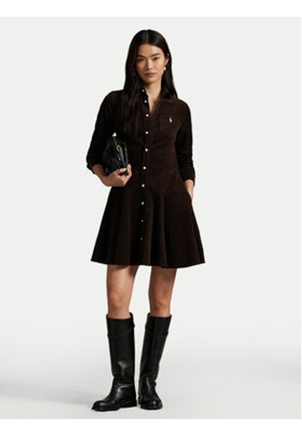 Polo Ralph Lauren Sukienka koszulowa 211972069002 Brązowy Regular Fit. Typ kołnierza: polo. Kolor: brązowy. Materiał: bawełna. Typ sukienki: koszulowe