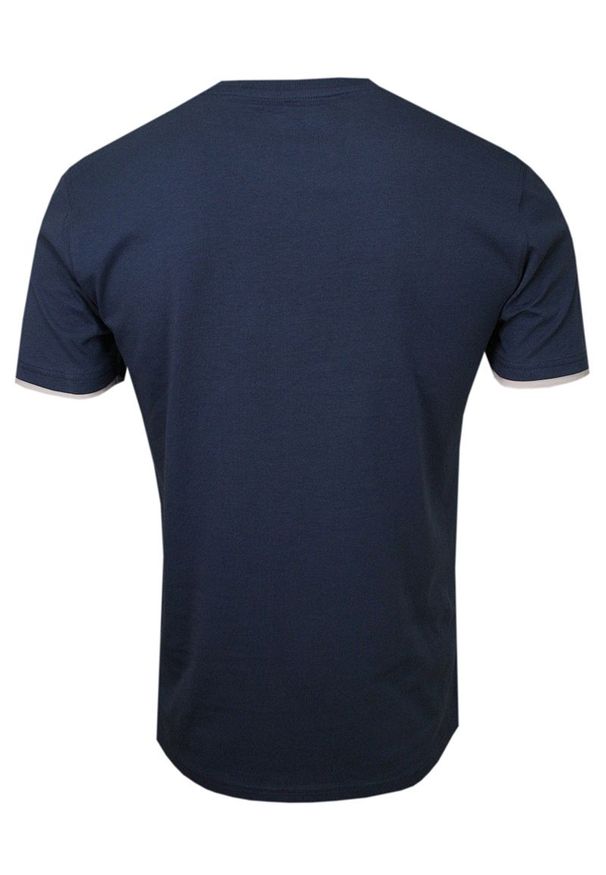 Pako Jeans - Granatowy Bawełniany T-Shirt z Nadrukiem -PAKO JEANS- Męski, Okrągły Dekolt, Krótki Rękaw. Okazja: na co dzień. Kolor: niebieski. Materiał: bawełna. Długość rękawa: krótki rękaw. Długość: krótkie. Wzór: nadruk. Styl: casual