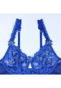 Intica - Komplet bielizny z haftem na specjalne okazje Lavone. Kolor: biały. Materiał: tkanina. Wzór: haft #11