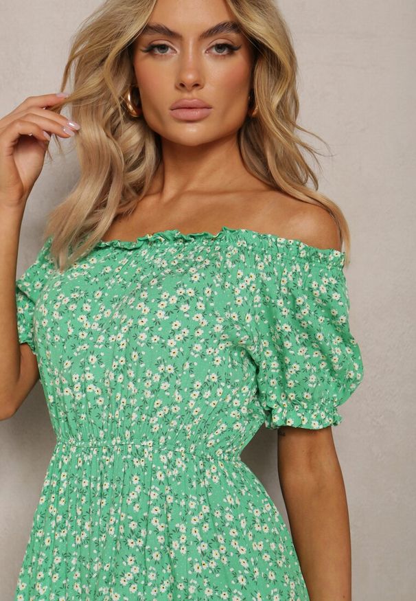 Renee - Zielona Wiskozowa Sukienka Midi w Kwiatowy Wzór z Hiszpańskim Dekoltem Agirala. Kolor: zielony. Materiał: wiskoza. Wzór: kwiaty. Długość: midi
