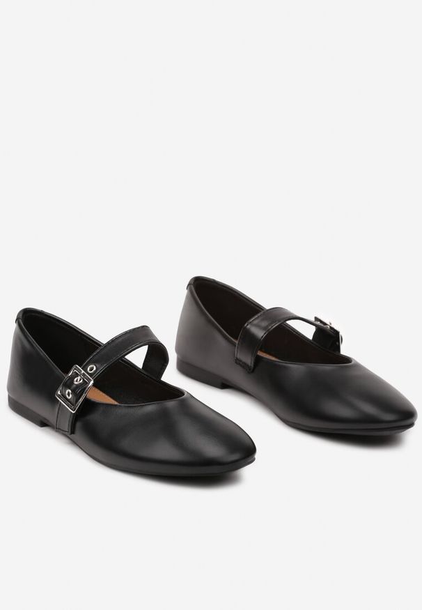 Born2be - Czarne Płaskie Balerinki w Stylu Mary Jane z Metalową Sprzączką Liatoma. Okazja: na co dzień. Zapięcie: sprzączka. Kolor: czarny. Materiał: jeans. Obcas: na obcasie. Styl: klasyczny, elegancki, casual. Wysokość obcasa: niski