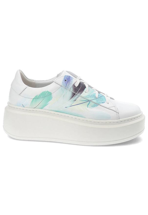 Białe Sneakersy Armodo Stylowe Obuwie Damskie Z Nadrukiem. Okazja: na co dzień. Kolor: biały. Materiał: jeans. Wzór: nadruk. Sezon: lato