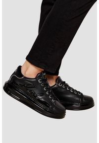 Karl Lagerfeld - KARL LAGERFELD Czarne damskie sneakersy KAPRI Karl Signia, Rozmiar 37. Kolor: czarny. Wzór: napisy #3