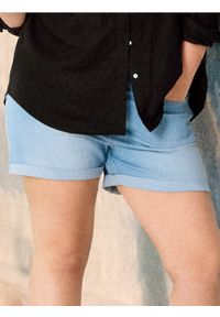 Sinsay - Szorty jeansowe mom Plus Size - niebieski. Kolekcja: plus size. Kolor: niebieski. Materiał: jeans #1