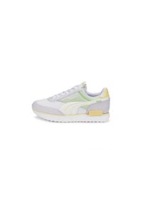 Buty do chodzenia damskie Puma Future Rider Pastel. Zapięcie: sznurówki. Kolor: biały, wielokolorowy. Materiał: materiał, tkanina, syntetyk. Szerokość cholewki: normalna. Sport: turystyka piesza