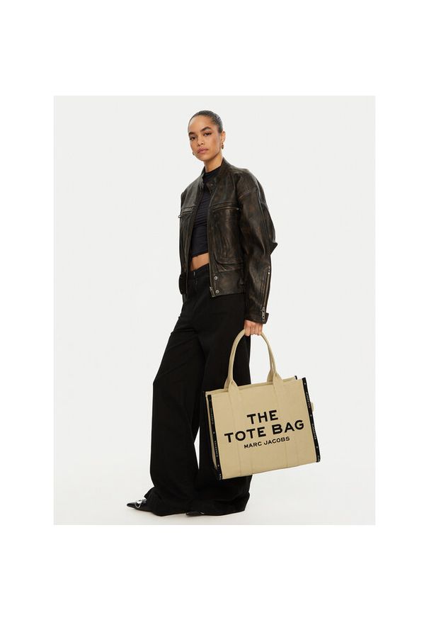 MARC JACOBS - Torebka Marc Jacobs. Kolor: beżowy