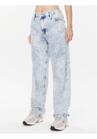 Calvin Klein Jeans Jeansy 90's J20J222211 Niebieski Straight Fit. Kolor: niebieski