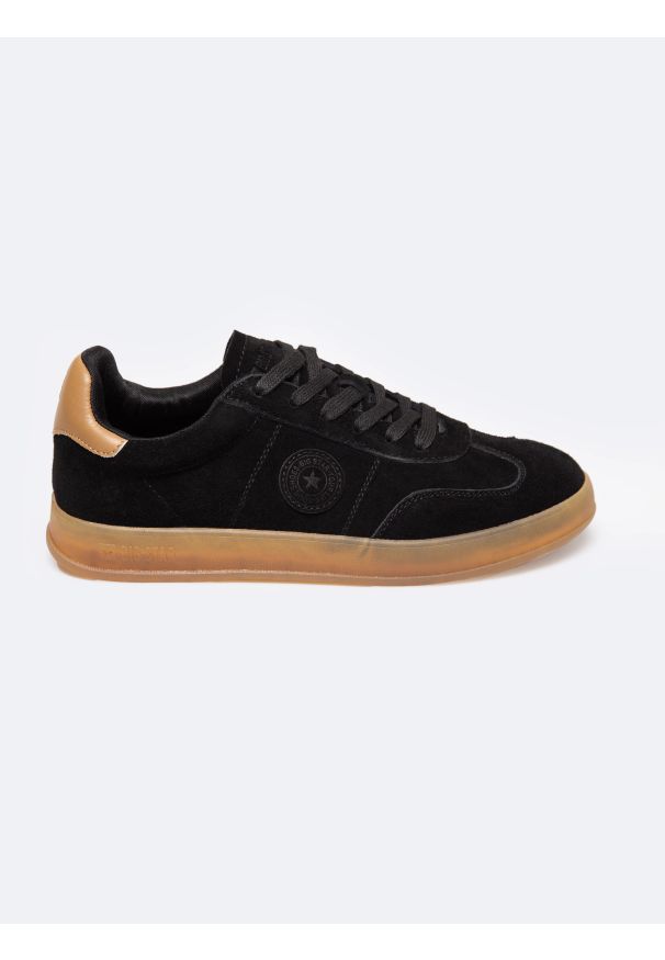 Big-Star - Sneakersy damskie ze skóry naturalnej zamszowej czarne RR274851 906. Zapięcie: sznurówki. Kolor: czarny. Materiał: zamsz, skóra. Szerokość cholewki: normalna