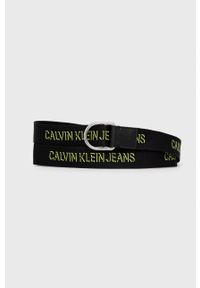 Calvin Klein Jeans - Pasek. Kolor: zielony