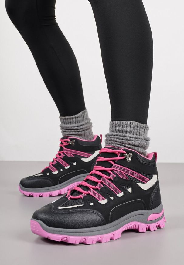 Born2be - Czarno-Fuksjowe Sznurowane Buty Trekkingowe Traperki Vices na Grubej Podeszwie Afertie. Wysokość cholewki: za kostkę. Kolor: czarny. Materiał: jeans. Szerokość cholewki: normalna. Styl: klasyczny, wakacyjny, sportowy