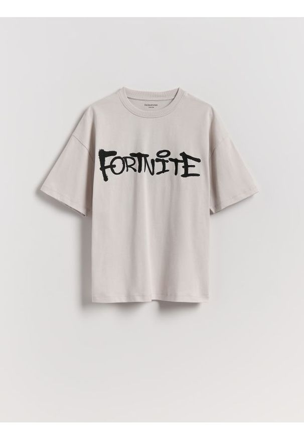 Reserved - T-shirt z nadrukiem Fortnite - jasnoszary. Kolor: szary. Materiał: dzianina, bawełna. Wzór: nadruk