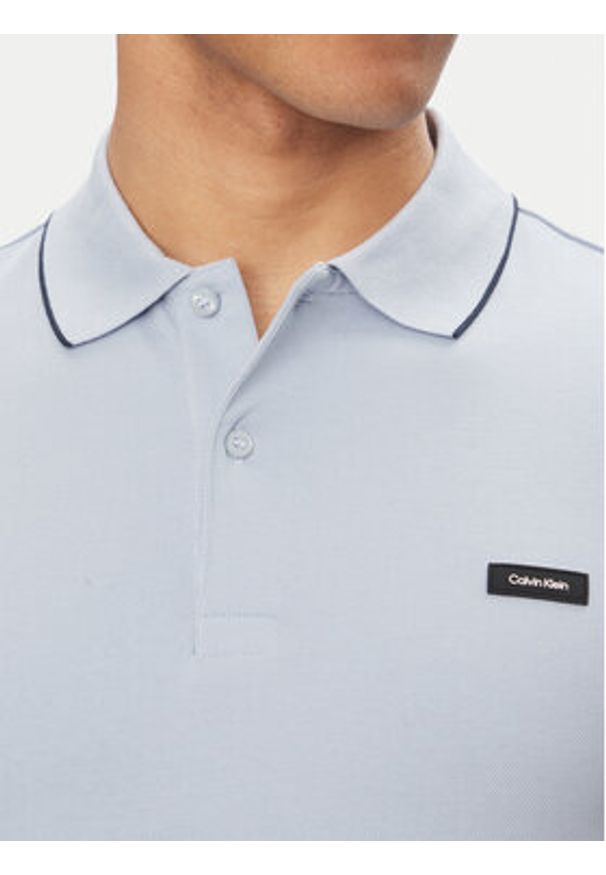 Calvin Klein Polo K10K112751 Niebieski Regular Fit. Typ kołnierza: polo. Kolor: niebieski. Materiał: bawełna