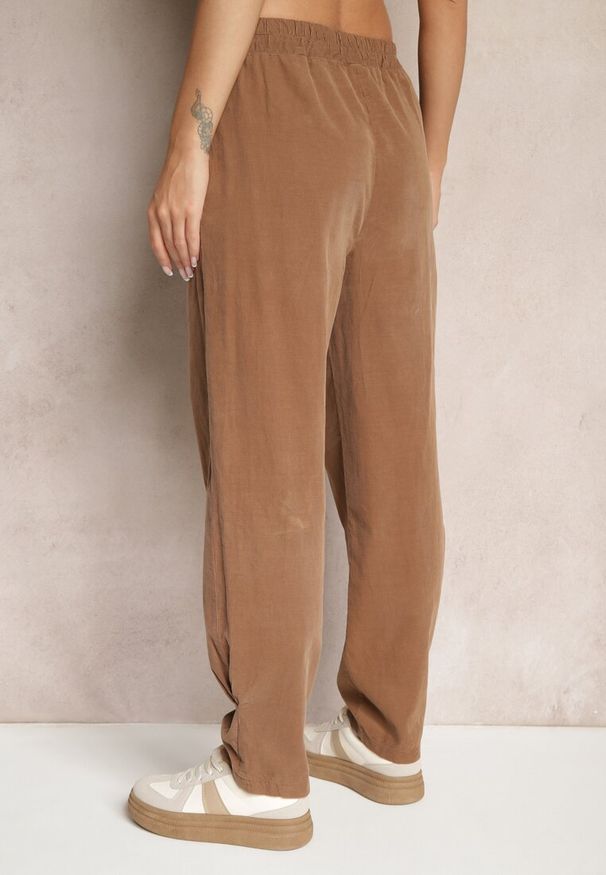 Renee - Brązowe Spodnie z Bawełny High Waist Galili. Okazja: na co dzień. Stan: podwyższony. Kolor: brązowy. Materiał: bawełna. Styl: klasyczny, elegancki, casual