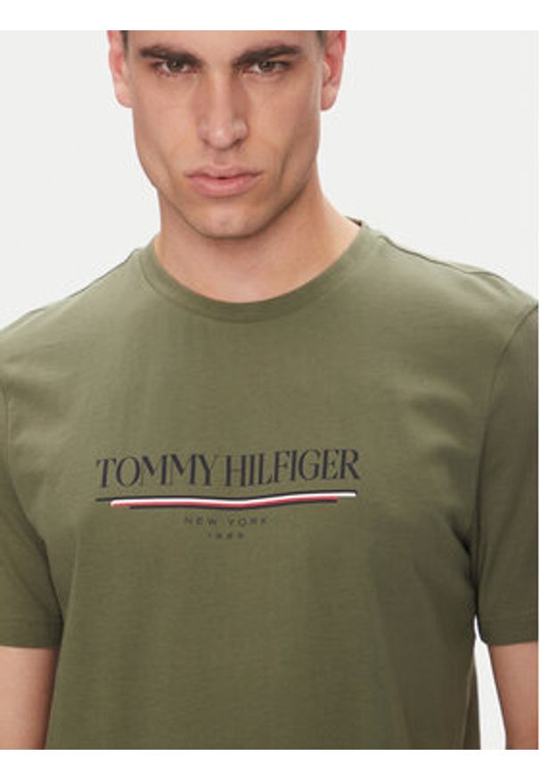 TOMMY HILFIGER - Tommy Hilfiger T-Shirt Brand Love MW0MW40324 Zielony Regular Fit. Kolor: zielony. Materiał: bawełna
