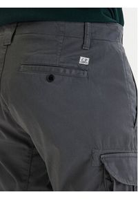 C.P. Company Szorty materiałowe 20CMBE746A005694G Szary Regular Fit. Kolor: szary. Materiał: bawełna #2