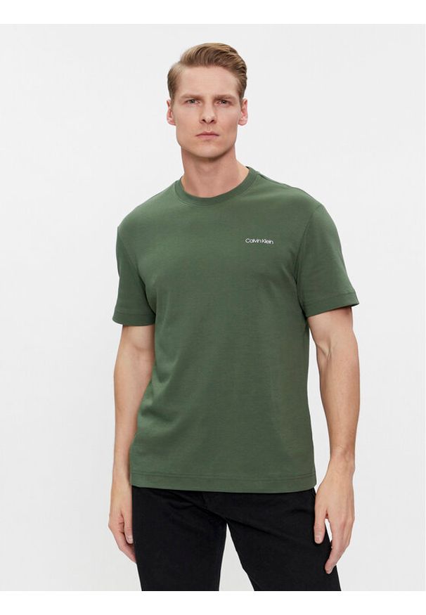 Calvin Klein T-Shirt Micro Logo K10K109894 Szary Regular Fit. Kolor: szary. Materiał: bawełna
