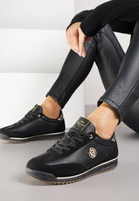 Born2be - Czarne Sneakersy z Metaliczną Aplikacją Nurrive. Okazja: na co dzień. Kolor: czarny. Materiał: jeans. Wzór: aplikacja #4