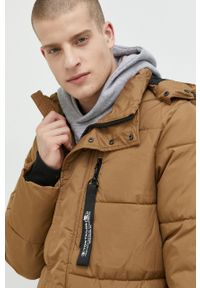 Tom Tailor kurtka męska kolor brązowy zimowa. Okazja: na co dzień. Kolor: brązowy. Materiał: włókno, materiał. Sezon: zima. Styl: casual #5