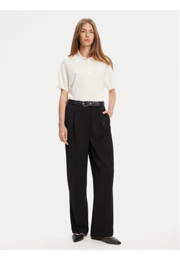 TOMMY HILFIGER - Tommy Hilfiger Spodnie materiałowe WW0WW46749 Czarny Relaxed Fit. Kolor: czarny. Materiał: wiskoza