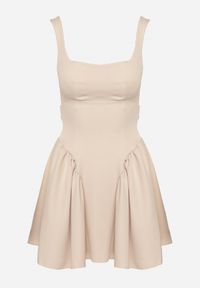 Born2be - Beżowa Rozkloszowana Sukienka na Ramiączkach z Kwadratowym Dekoltem Sastorea. Okazja: na spacer, na imprezę. Typ kołnierza: dekolt kwadratowy. Kolor: beżowy. Materiał: jeans. Długość rękawa: na ramiączkach. Wzór: aplikacja. Sezon: lato. Styl: wizytowy #4