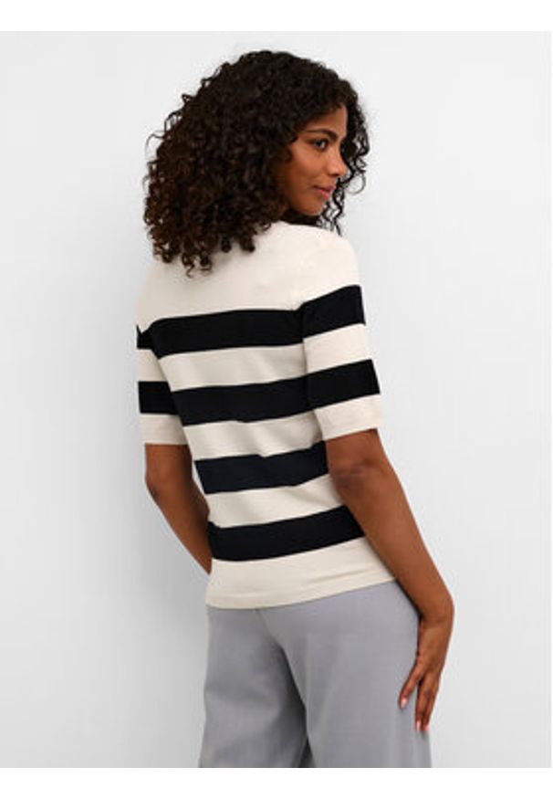 Kaffe Sweter Lizza 10508410 Czarny Regular Fit. Kolor: czarny. Materiał: wiskoza