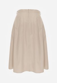 Born2be - Beżowa Rozkloszowana Spódnica z Bawełny z Szerokimi Plisami Malona. Okazja: do pracy, na co dzień. Kolor: beżowy. Materiał: bawełna. Styl: casual #4