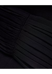 SELF PORTRAIT - Czarna sukienka mini z krepy. Typ kołnierza: kokarda. Kolor: czarny. Materiał: koronka, satyna. Wzór: gładki, koronka. Typ sukienki: dopasowane. Styl: wizytowy, elegancki. Długość: mini #9