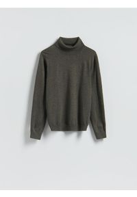 Reserved - Golf z wełny merino - ciemnozielony. Typ kołnierza: golf. Kolor: zielony. Materiał: wełna