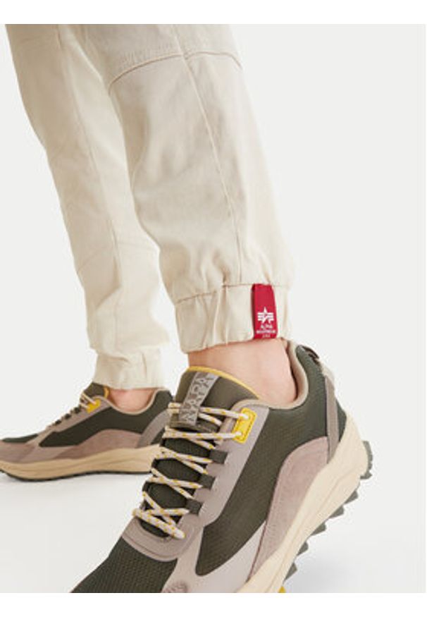 Alpha Industries Spodnie materiałowe Combat 126215 Écru Slim Fit. Materiał: bawełna